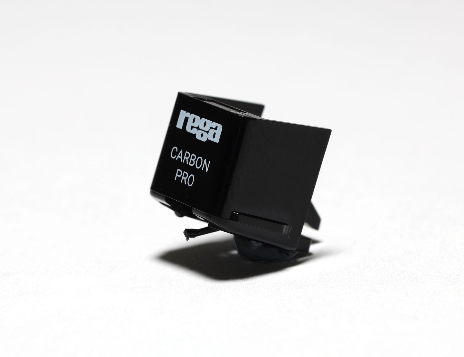 Rega_Carbon_Pro_Hljoddos_1